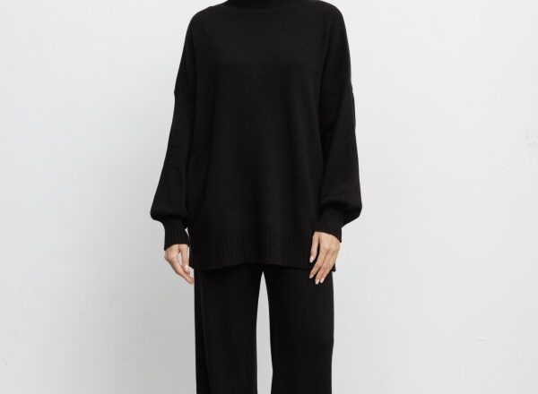 Swetry Damskie: Przewodnik po Ciepłym i Modnym Stylu