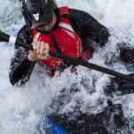 Kajak górski – adrenalina, natura i aktywny wypoczynek w jednym